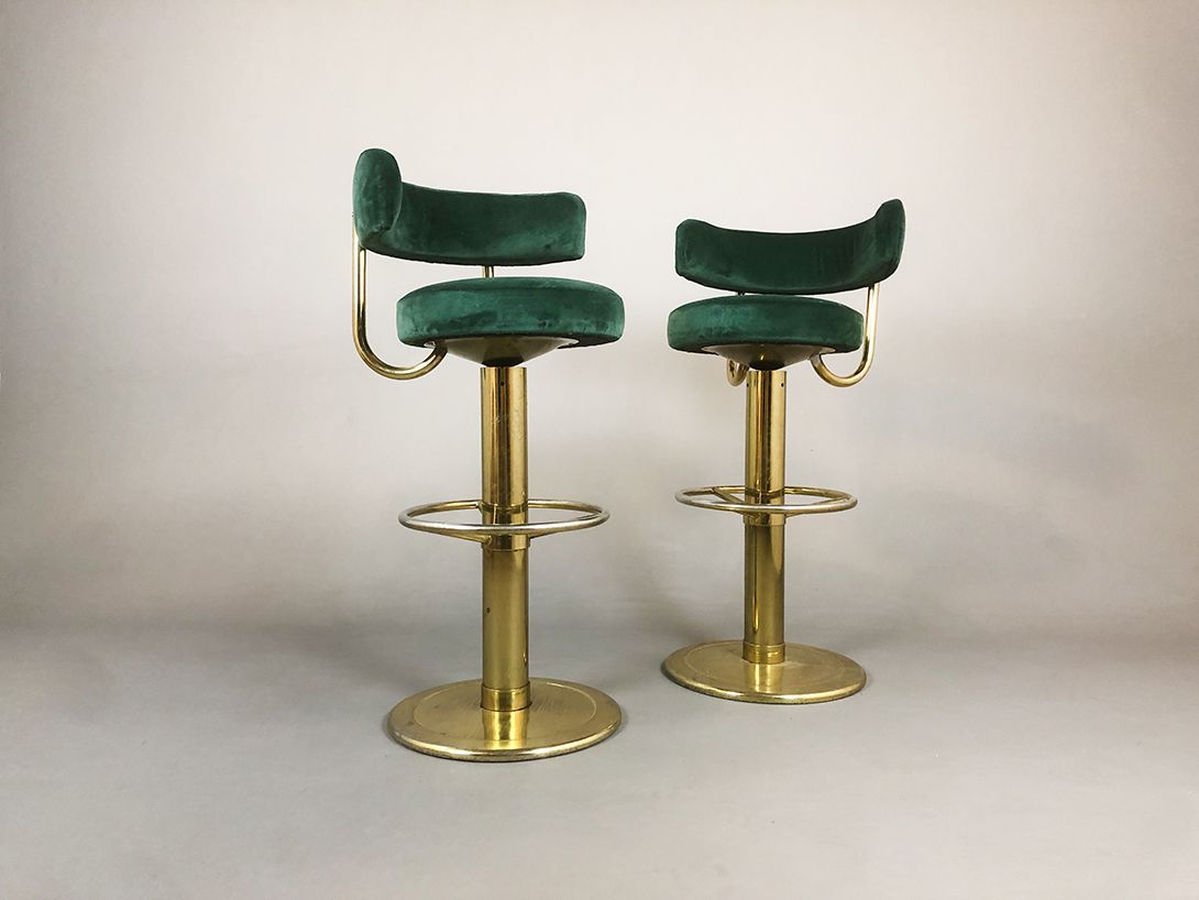 Foto Brass Barstool Las Vegas Covered with Green Velvet 1967 h93