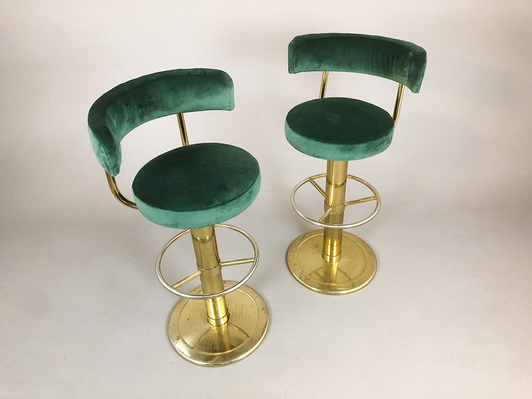 Foto Brass Barstool Las Vegas Covered with Green Velvet 1967 h93
