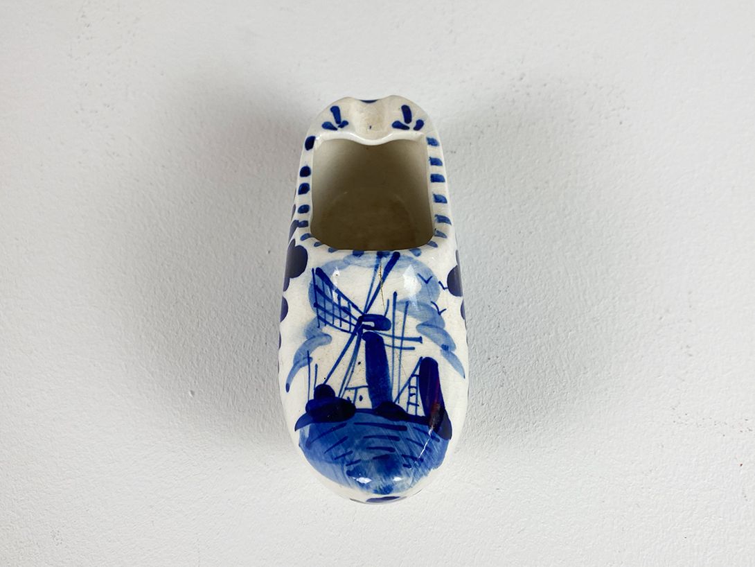 Foto Hand Painted Shoe Ashtray from Netherlands