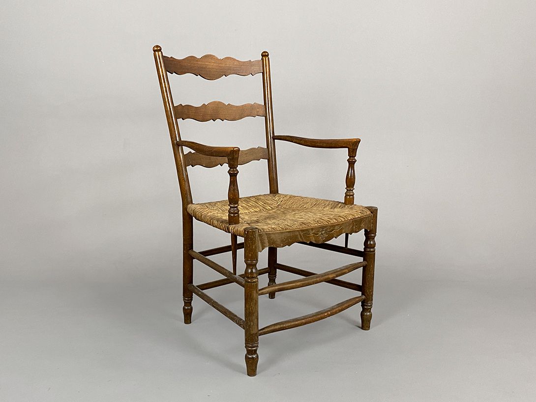 Foto Rustic Wooden Armchair with Woven Cord Seat Münster 1876