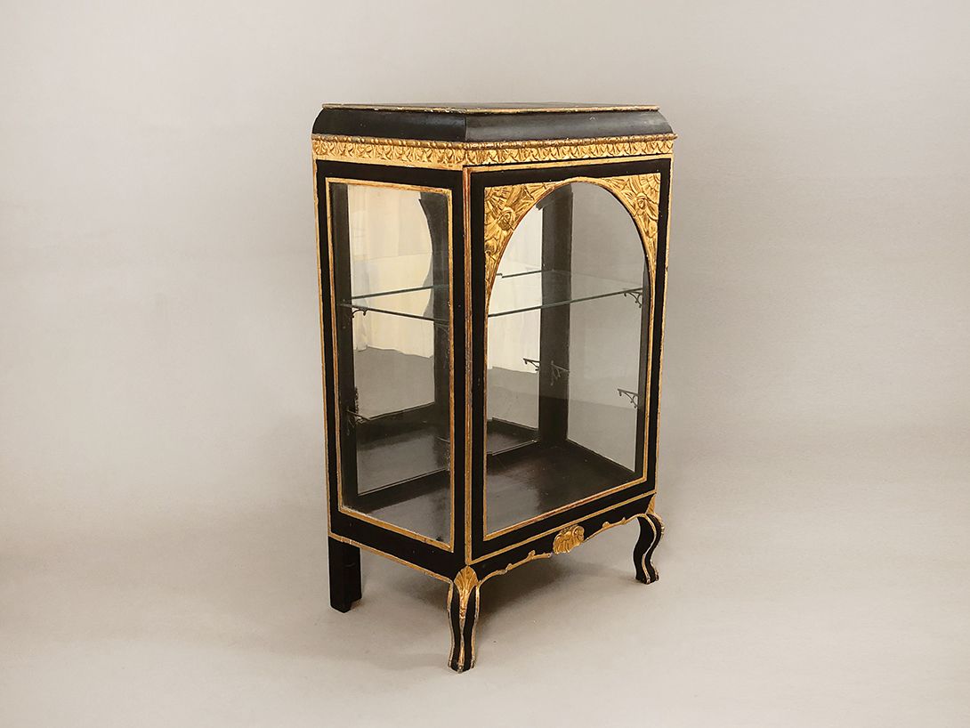 Foto Vitrine Mirrored Ornate Showcase Black and Gold Paris 1820 h125