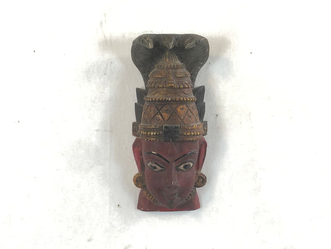 Foto Red Wooden Inka Mask