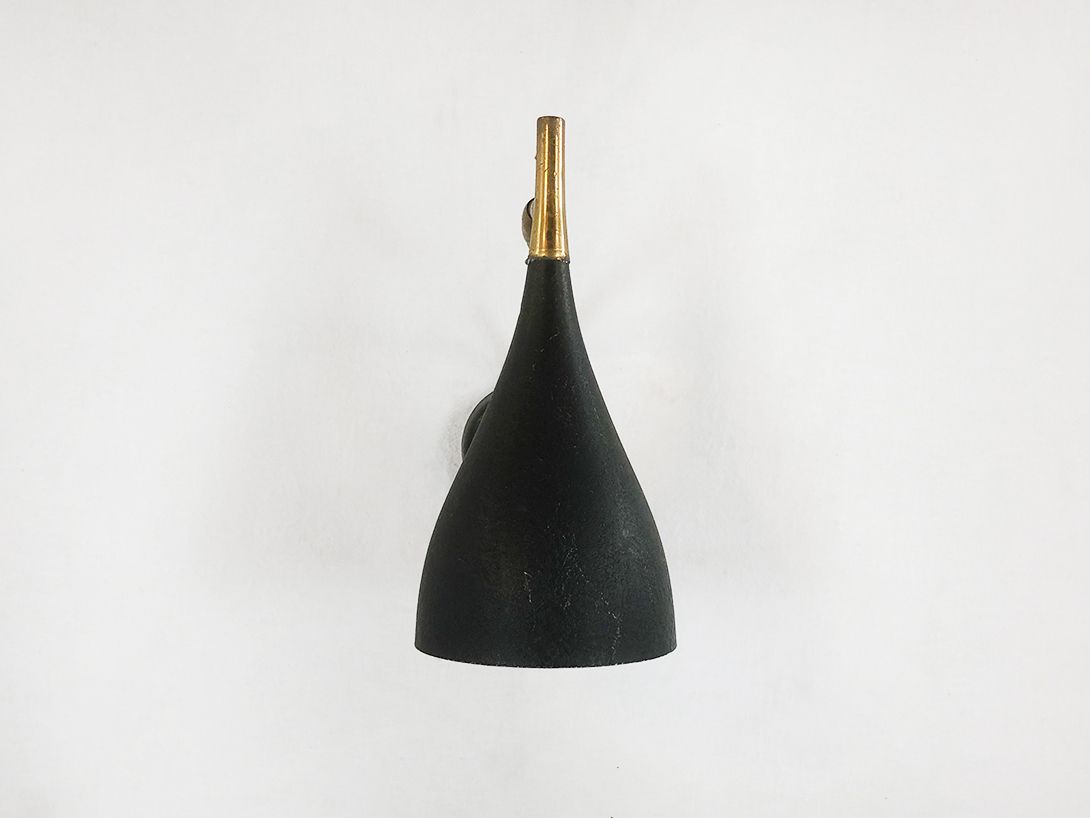 Foto Wall Lamp by Louis Kalff  Black Brass Details 1962 h22