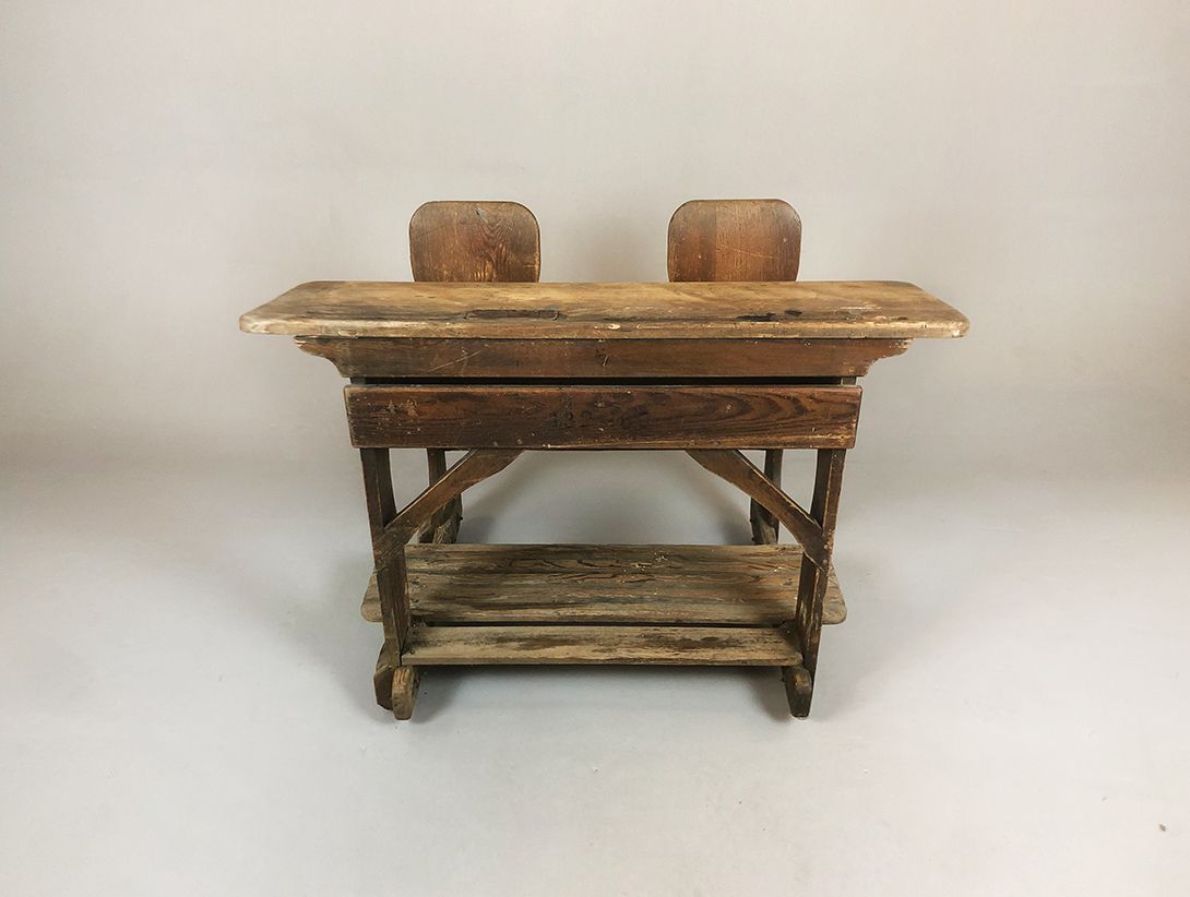 Foto Wooden School Desk Antique 1875