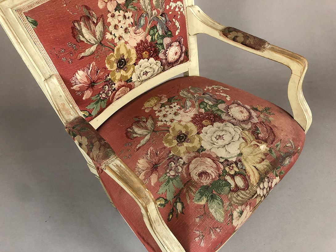 Foto Armchair With Flower Pattern Prussian Classicism, Potsdam 1910