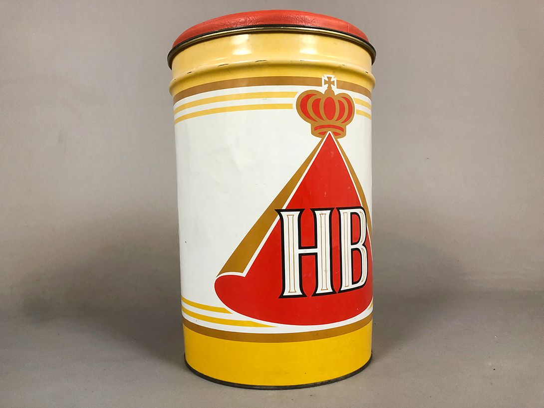 Foto Stool Tin Can HB Cigarettes Advertisement Chair h60