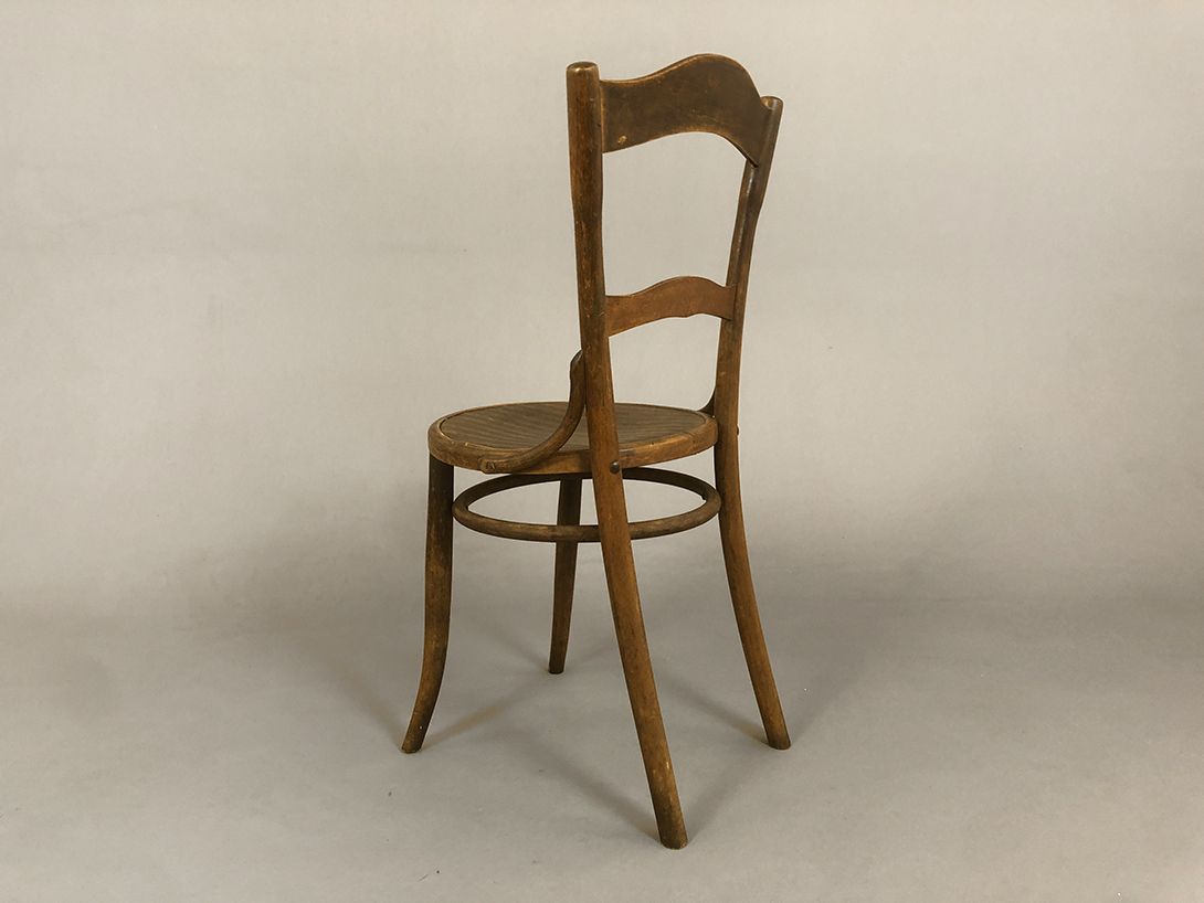 Foto Thonet Dining Chair Carved Backrest Antique 1908