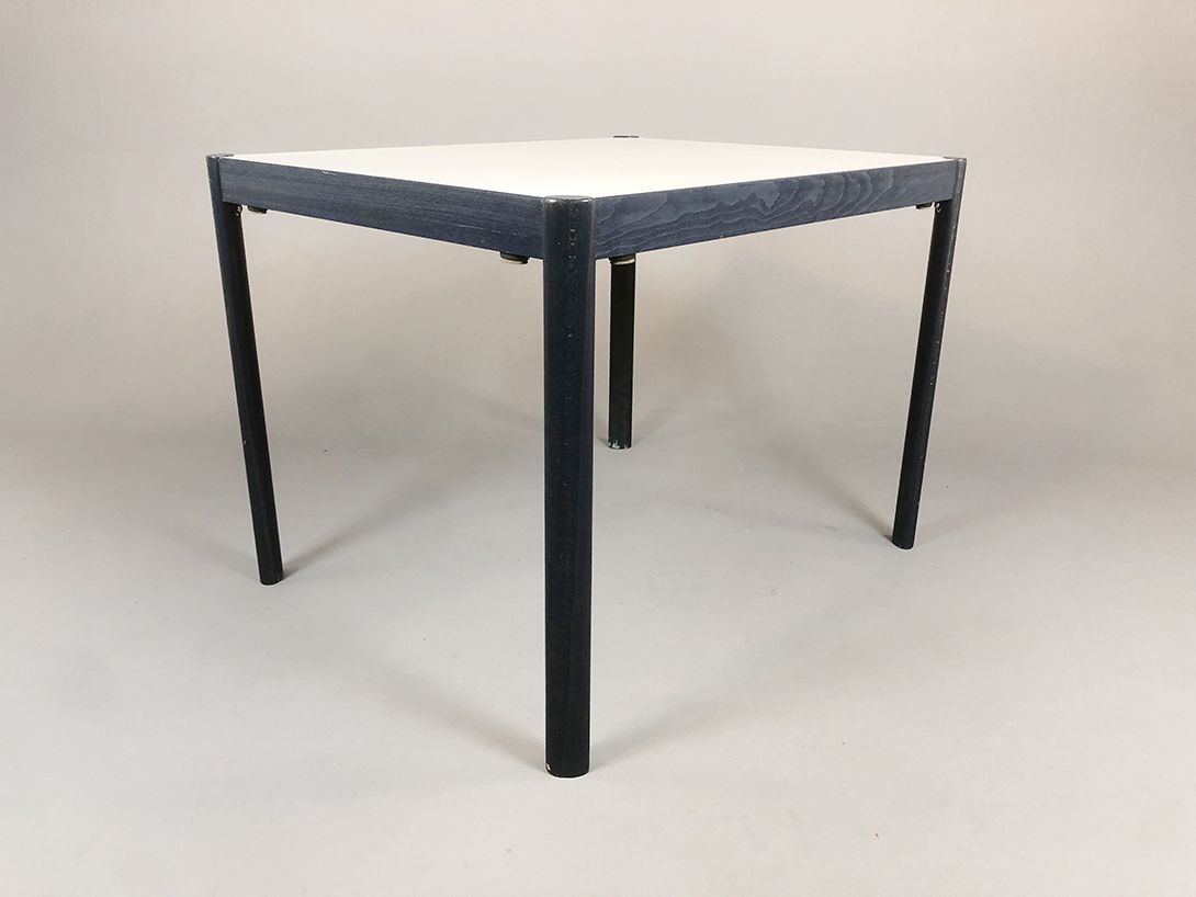 Foto Simple Black and White Dining Table h75x100x80