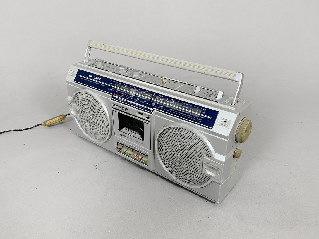Foto Sharp Radio Portable GF-5454 h30x50x12