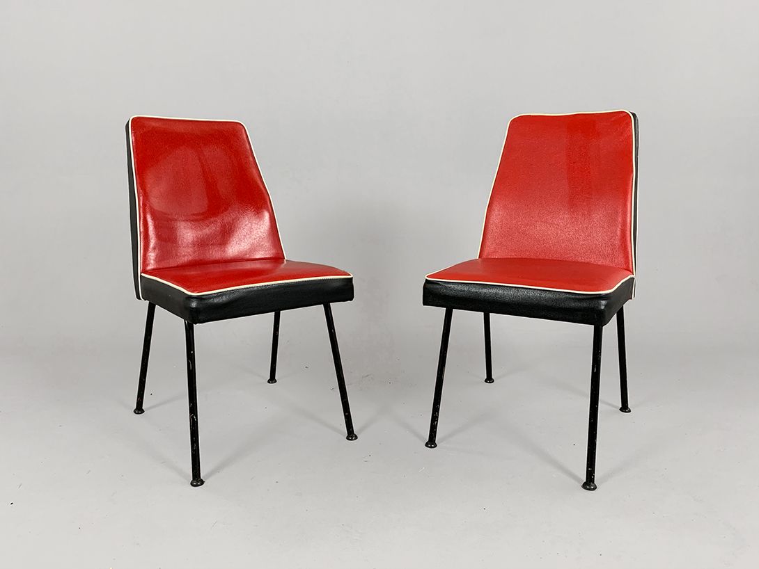 Foto Leatherette Red Vinyl Executive German Chair Metal Base 1958