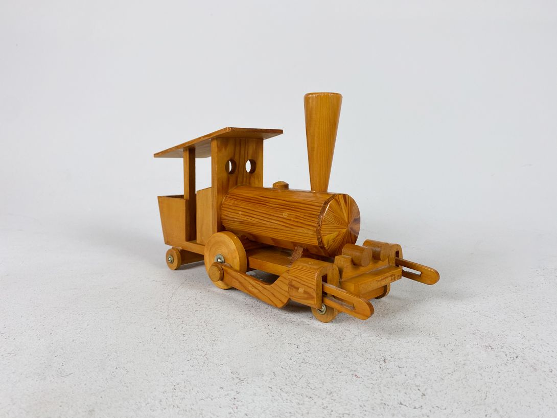 Foto Wooden Carved Toy Locomotive Hannover 1974