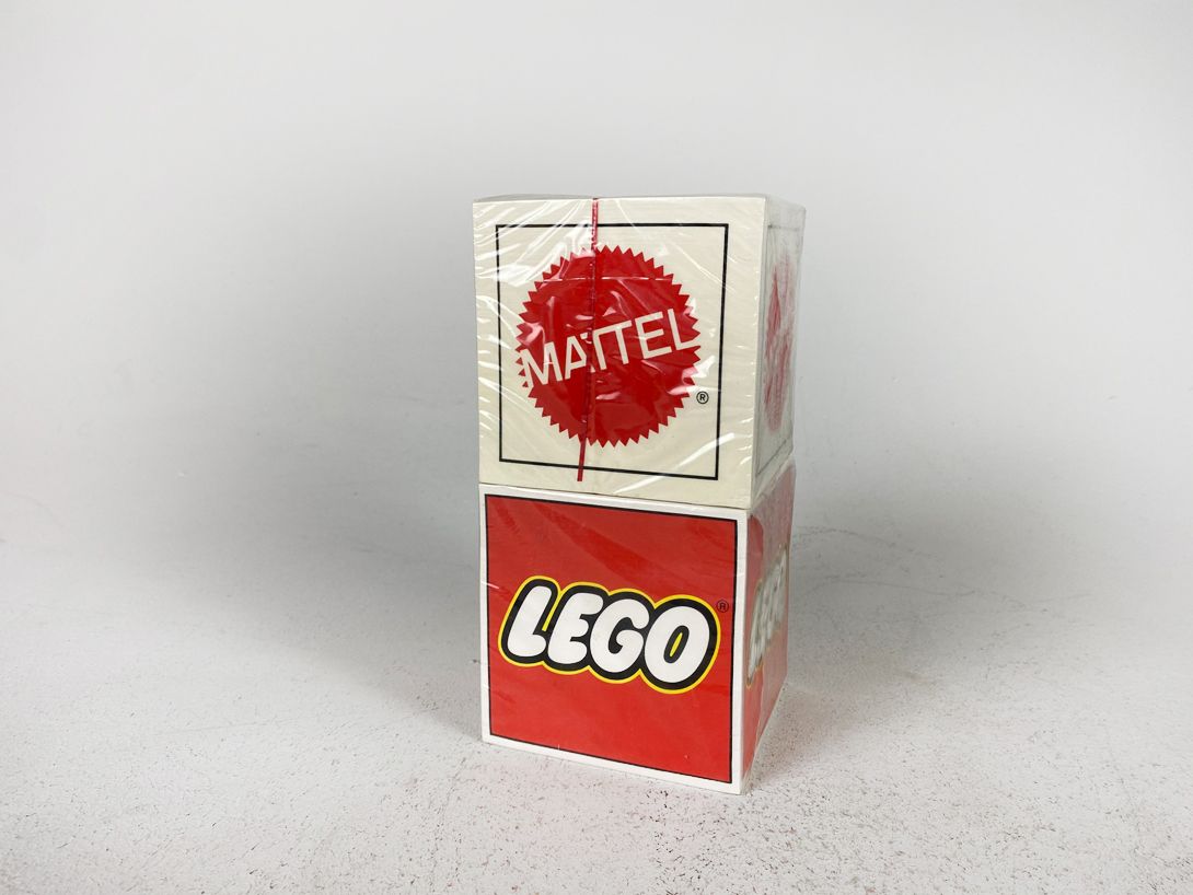 Foto Lego and Mattel Cube Scribbling Blocks