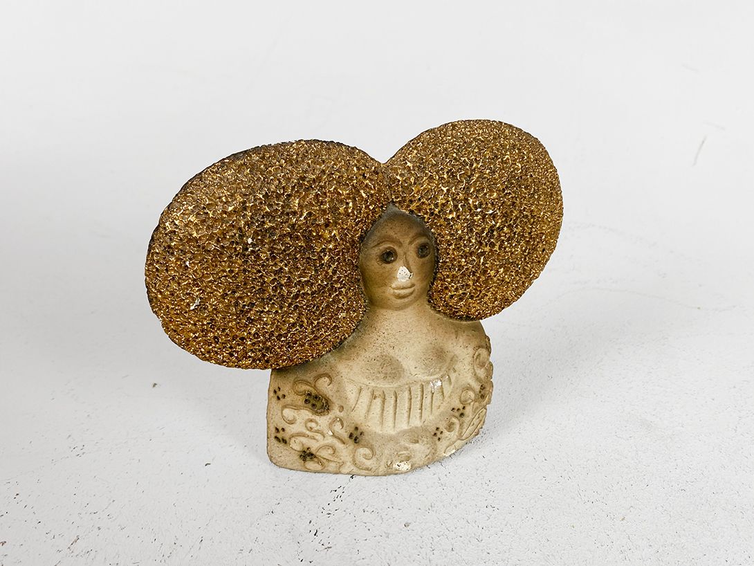 Foto Golden Ceramic Afro Woman //