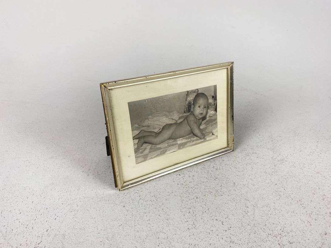 Foto Baby Picture Framed Augsburg 1974 h13 12A23