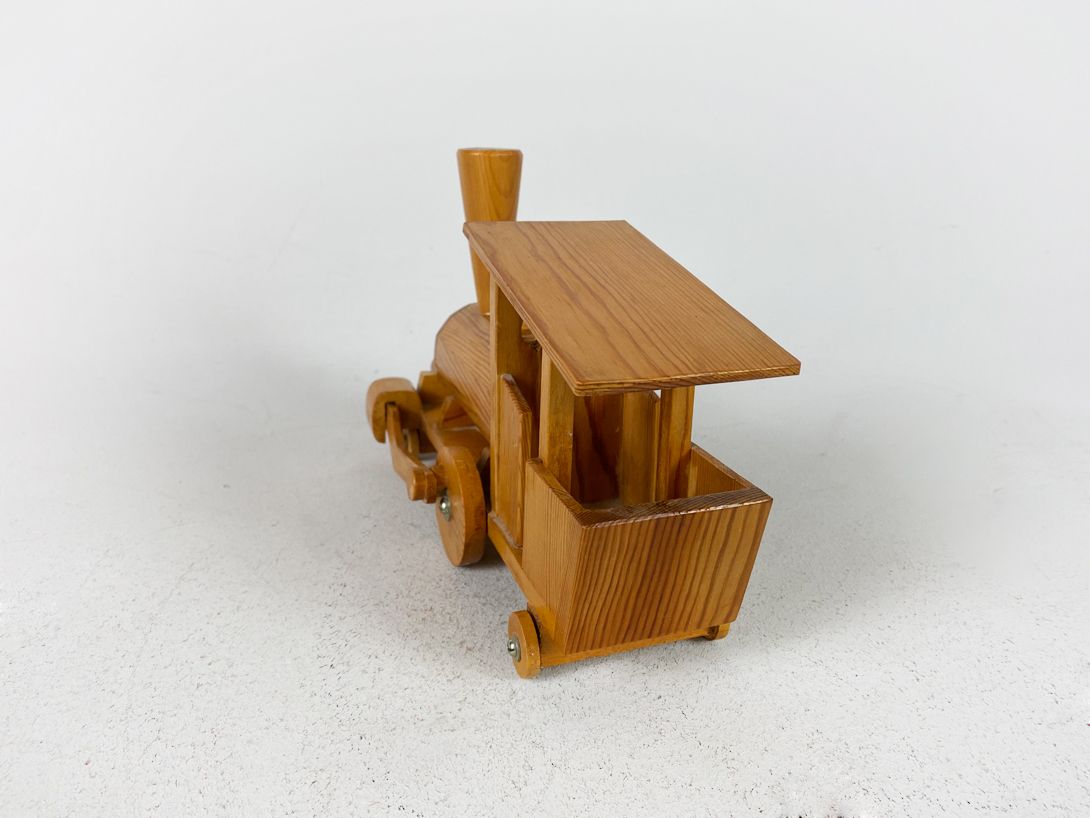 Foto Wooden Carved Toy Locomotive Hannover 1974
