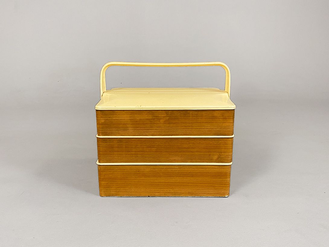 Foto Extendable Sewing Box