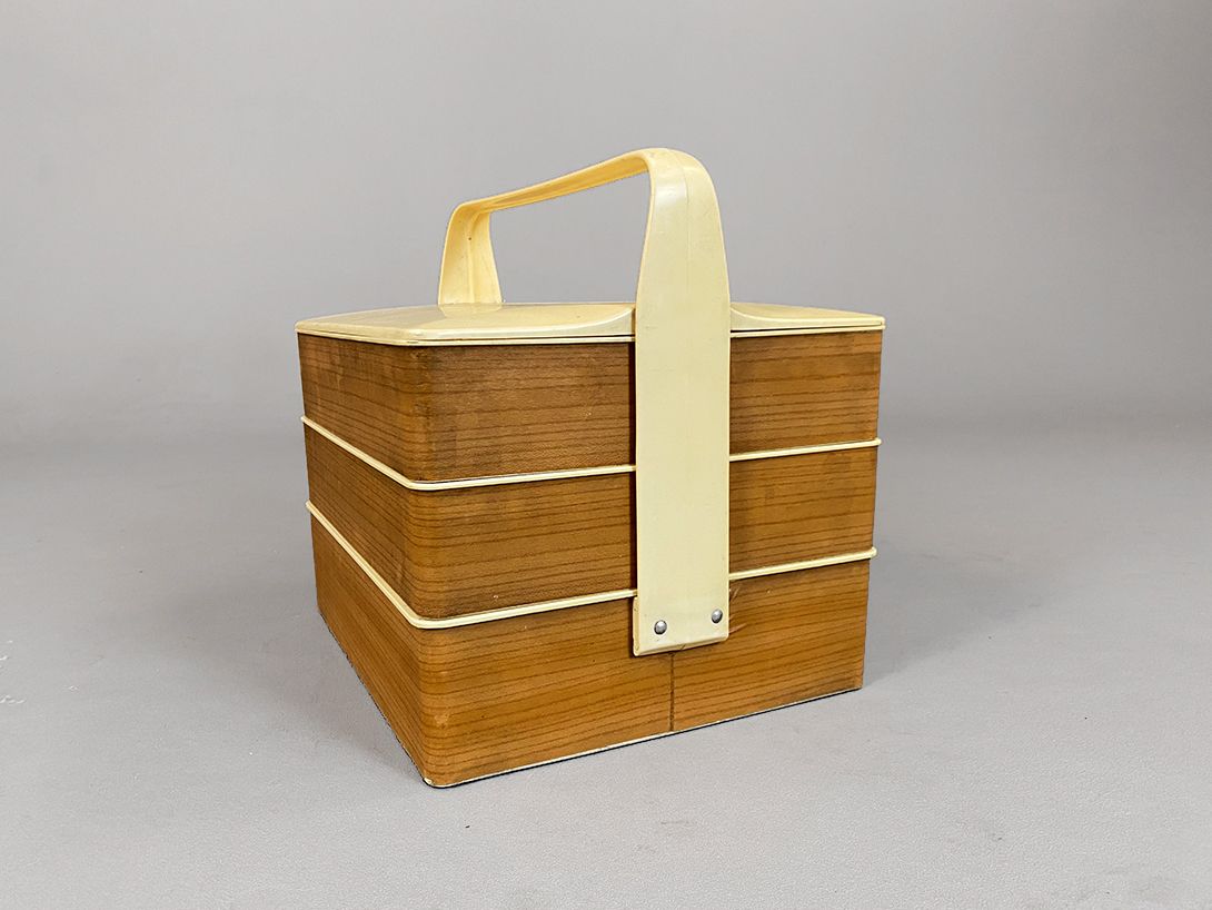 Foto Extendable Sewing Box