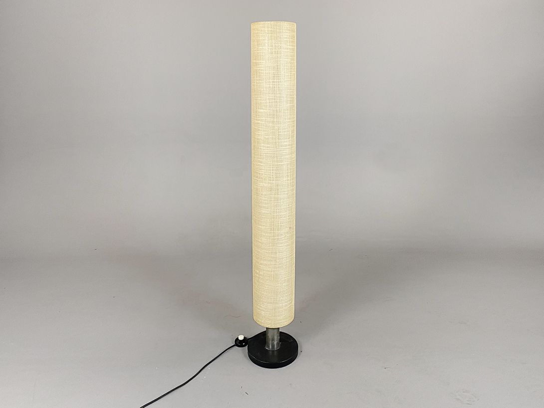 Foto Floor Lamp with Pipe Shaped Reed Shade Italy 1978 h144