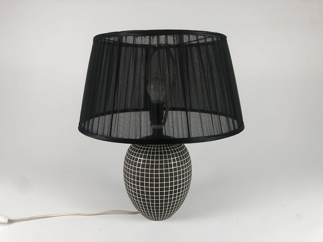 Foto Black and White Grid Pattern Lamp with Black See-Through Shade h50 RK2