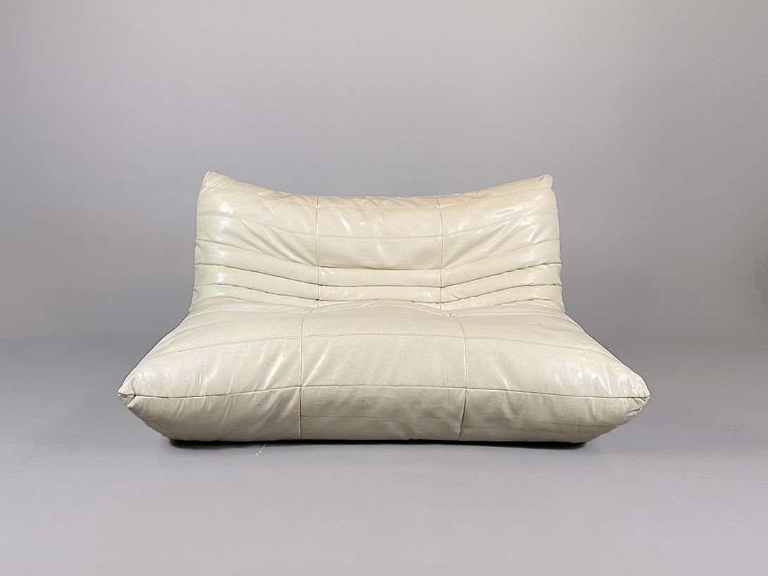 Foto Togo Style White Sky Leather Lounge Chair