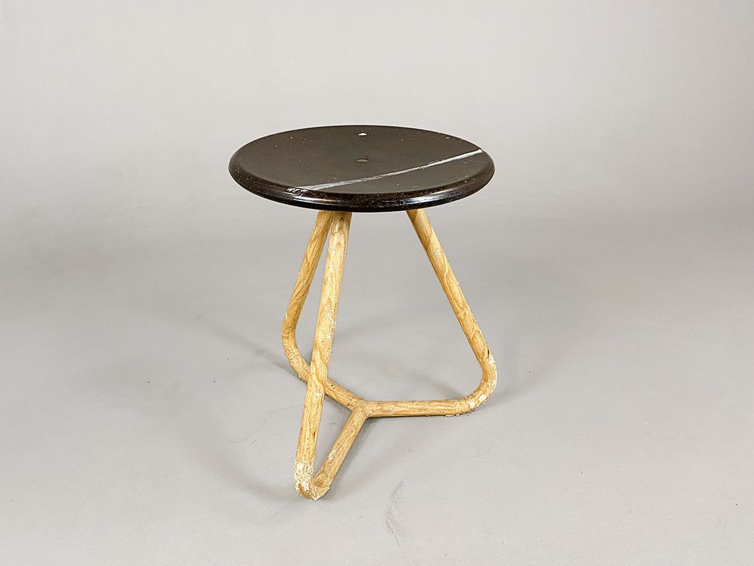 Foto Industrial Bakelite Stool with Pin Legs, Breslau 1940