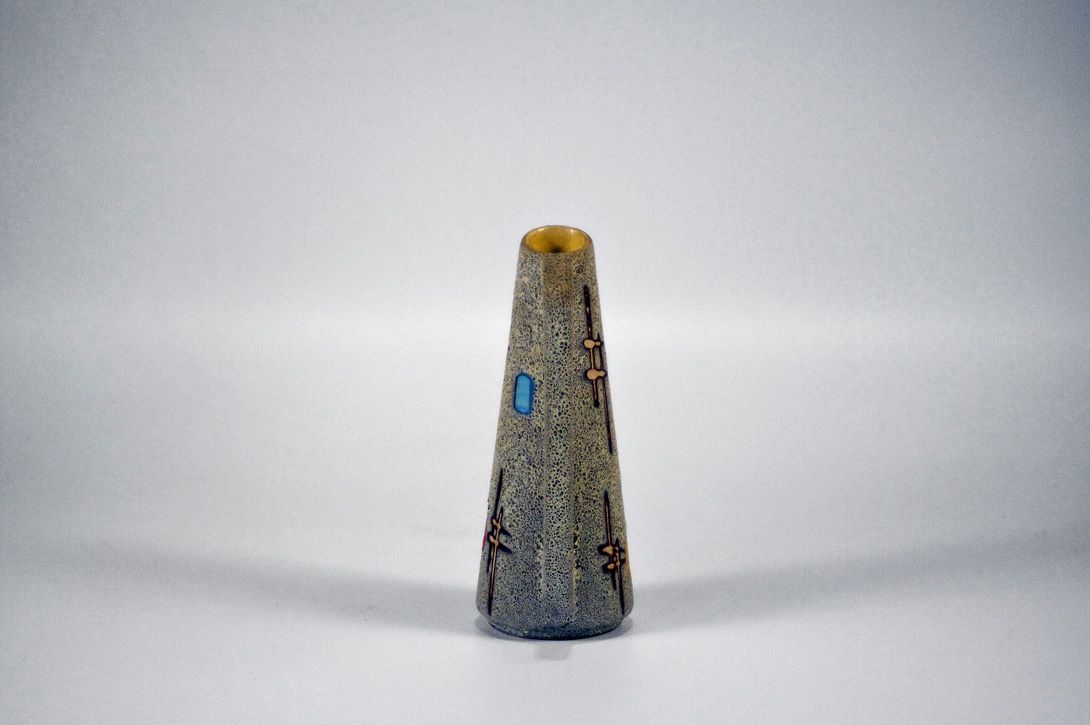 Foto Minimalist Design Stone Jug Vase h20 A5