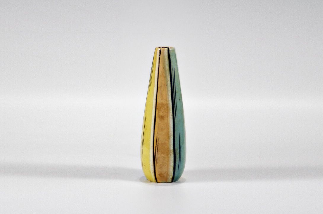 Foto Small Striped Colorful Vase h26 A4