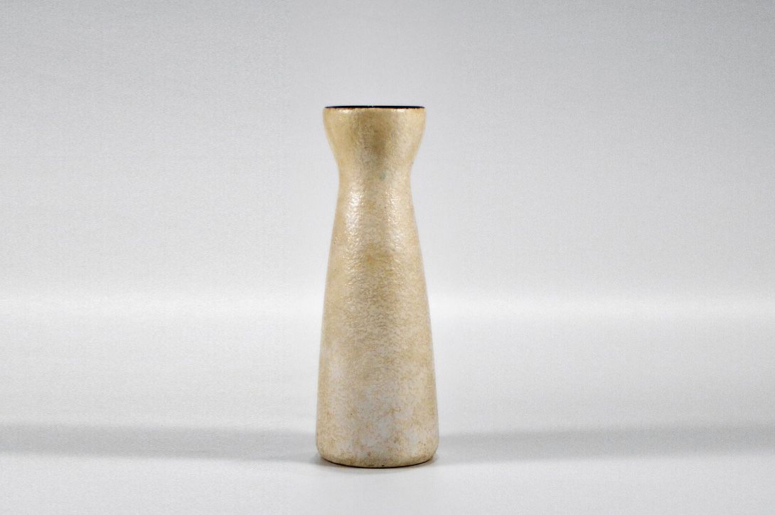 Foto Minimalist Leaf Ceramic Vase h32 B5