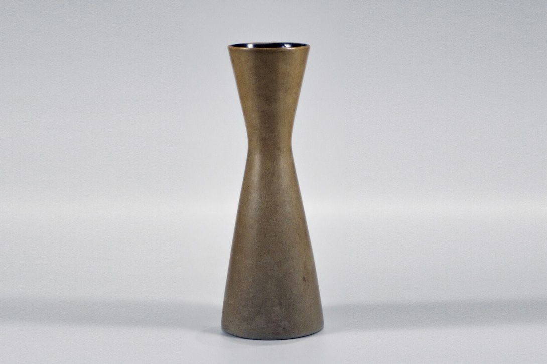 Foto Brown Ceramic Jug Vase h36 B6