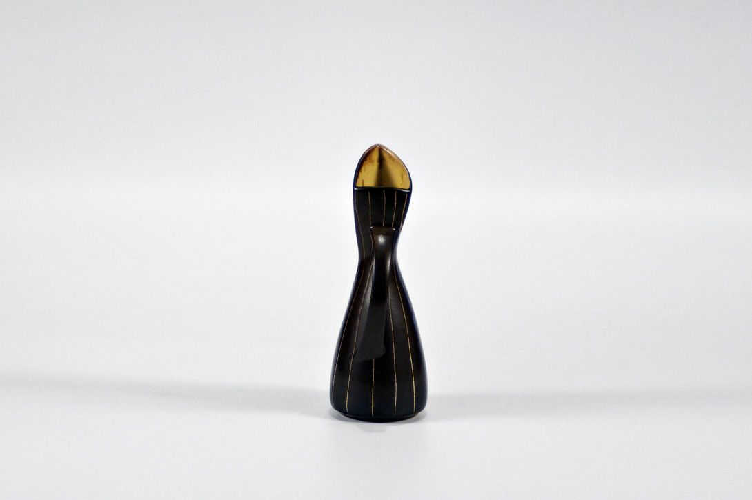 Foto Matte Black Striped Jug Vase h18 B6