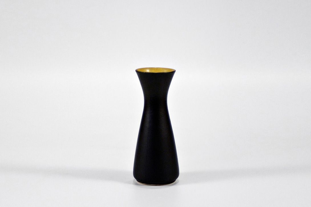 Foto Simple Matte Black Vase h16 B6