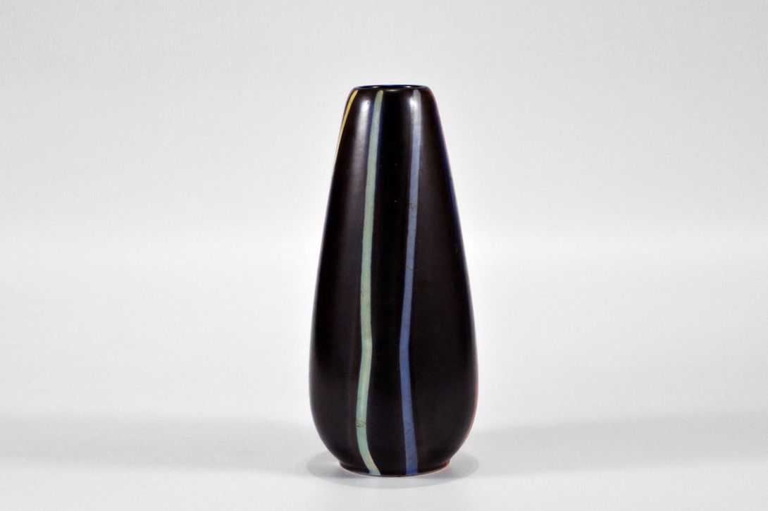 Foto Colorful Striped Matte Black Vase h25 A4