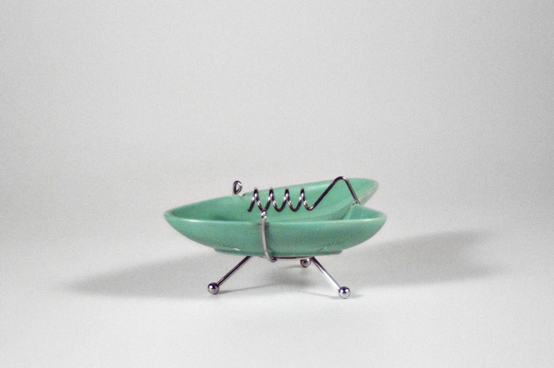 Foto Funky Turquoise Bowl with Silver Bracket