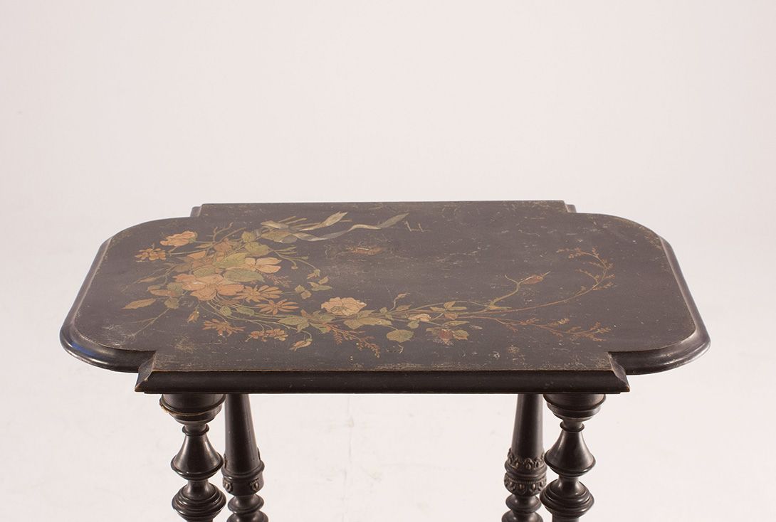 Foto High Two-Piece Wilhelminian Side Table with Flower Patterns 1895 h79x53x37