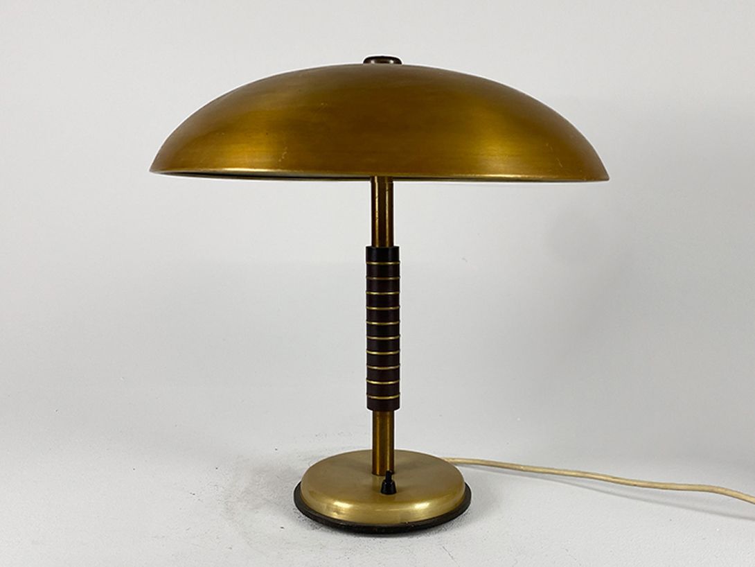Foto Matte Gold Bauhaus Desk Lamp h42