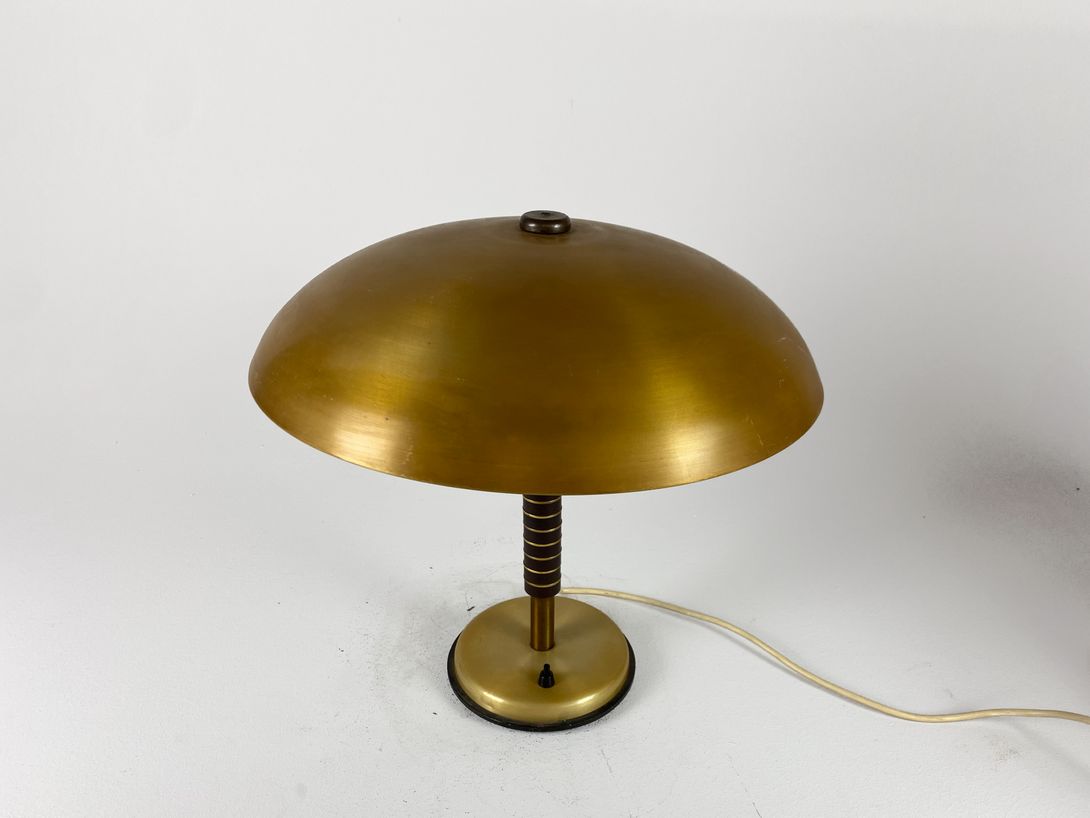 Foto Matte Gold Bauhaus Desk Lamp h42