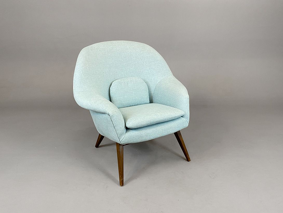 Foto Mint Blue Womb Chair Knoll