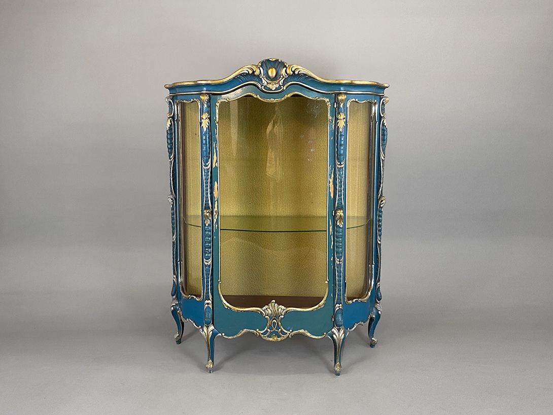 Foto Huge Blue and Gold Cabinet, Filmschauspielschule Berlin Grunewald 1915
