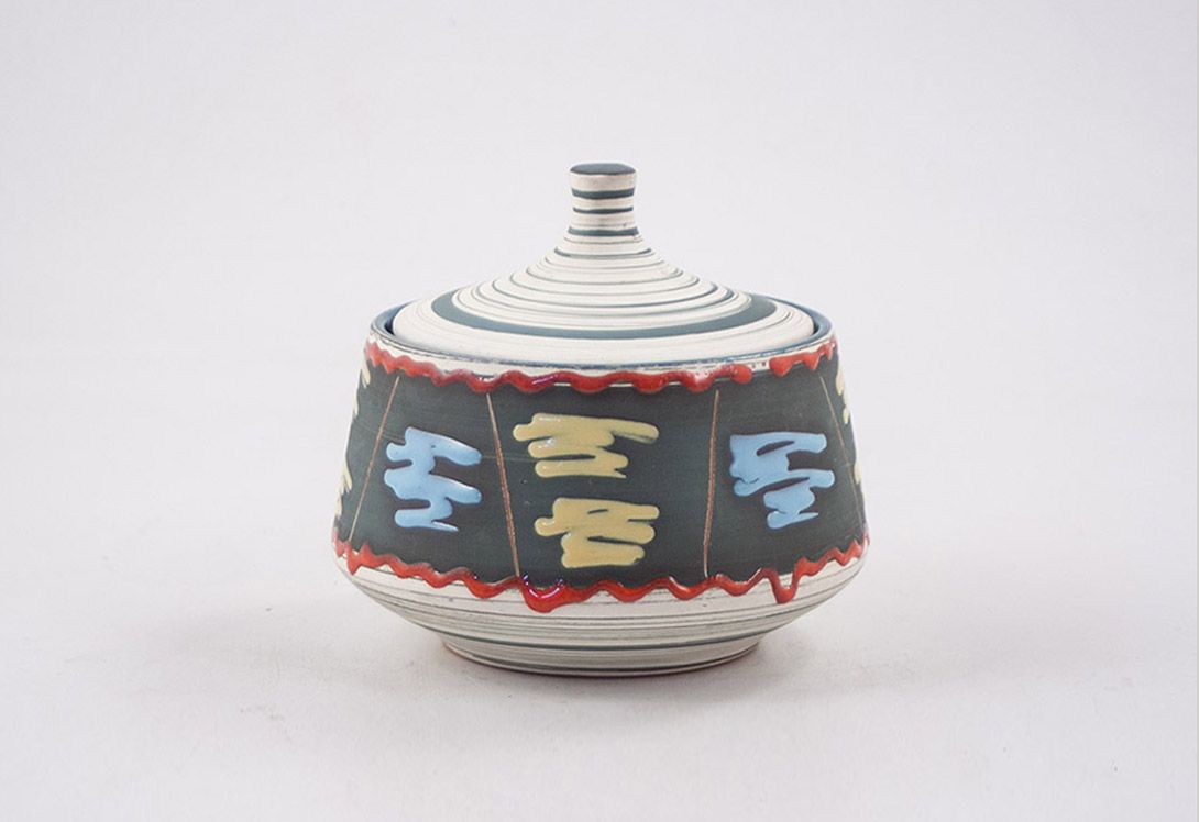 Foto Small 1950s Ceramic Can