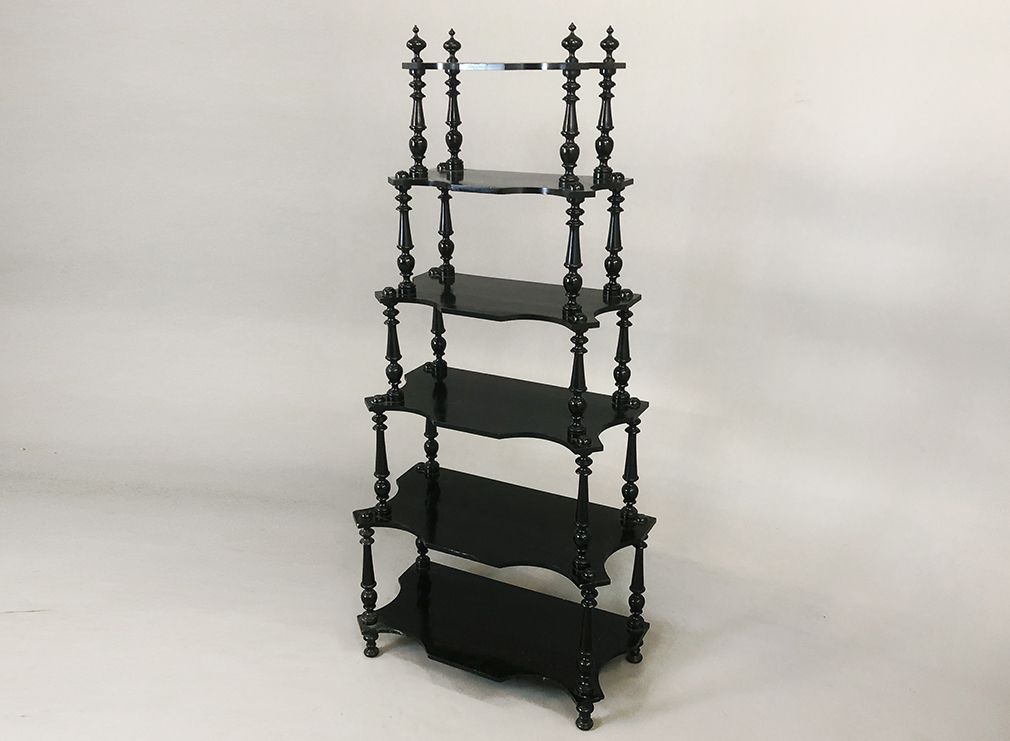 Foto Delicate Black Gründerzeit Shelf h146
