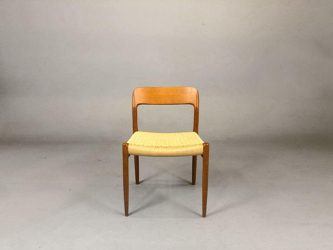 Foto Scandinavian Teak Wicker Chair