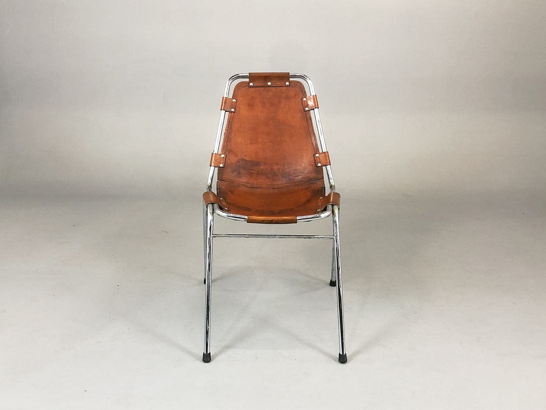 Foto Charlotte Perriand Les Arcs Chair, Dark Brown, 1970