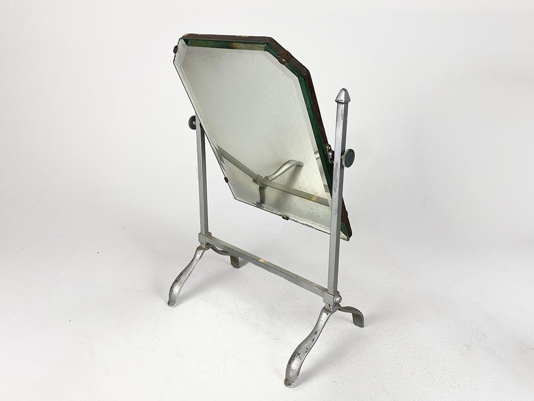 Foto Adjustable Standing Makeup Mirror h44 //