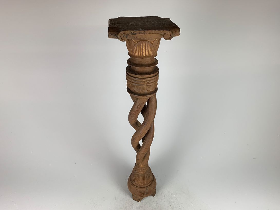 Foto Intertwined Wooden Column h110