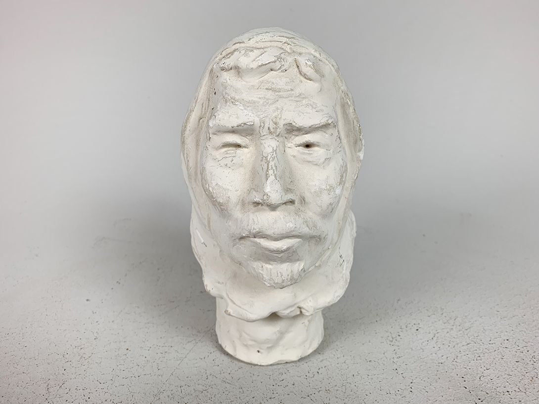 Foto Inuit Head Plaster Sculpture h20
