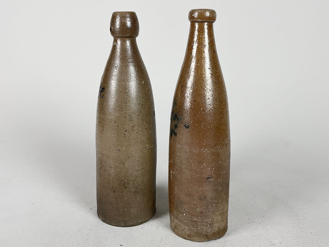 Foto Ceramic Bottles