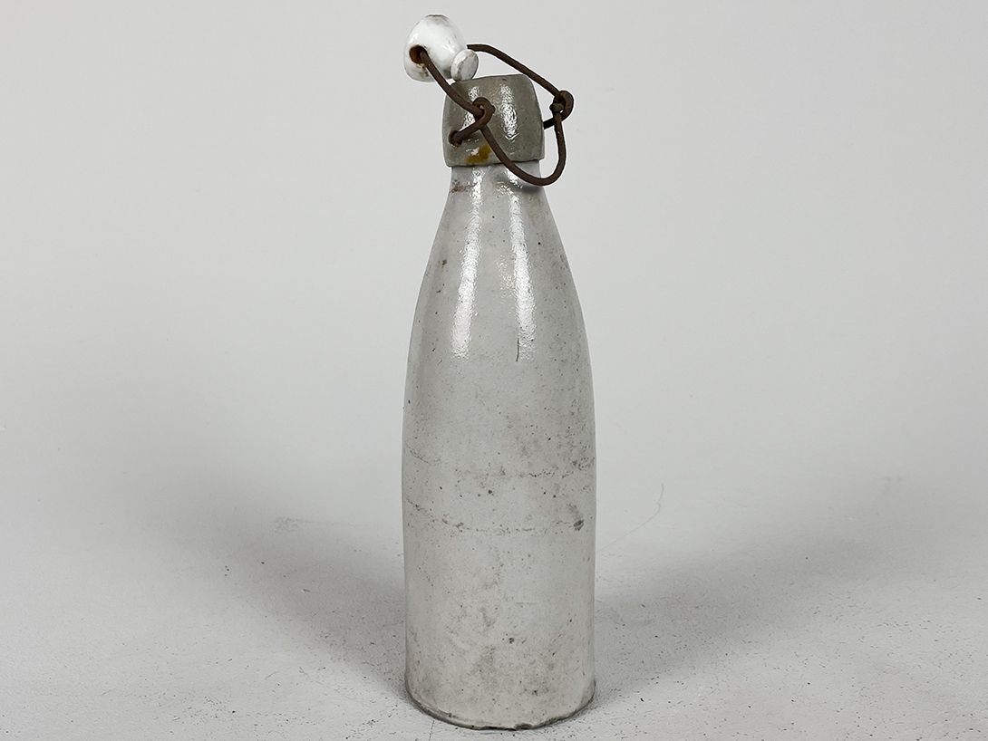 Foto Stoneware Drinking Bottle with Clip Closure