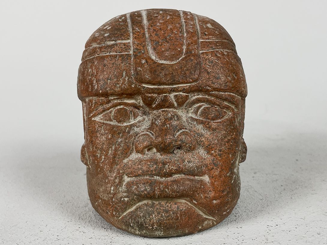 Foto South American Stone Head