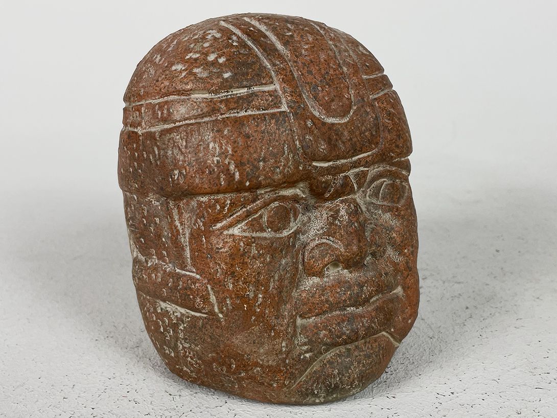 Foto South American Stone Head