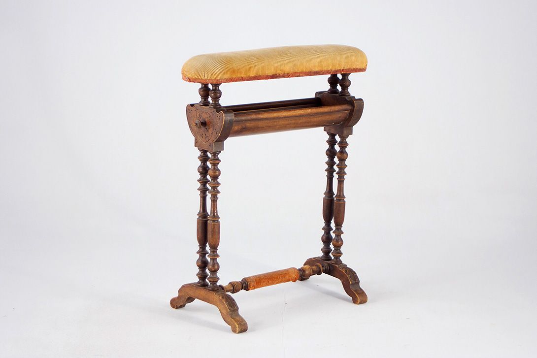 Foto Antique Home Praying Bench